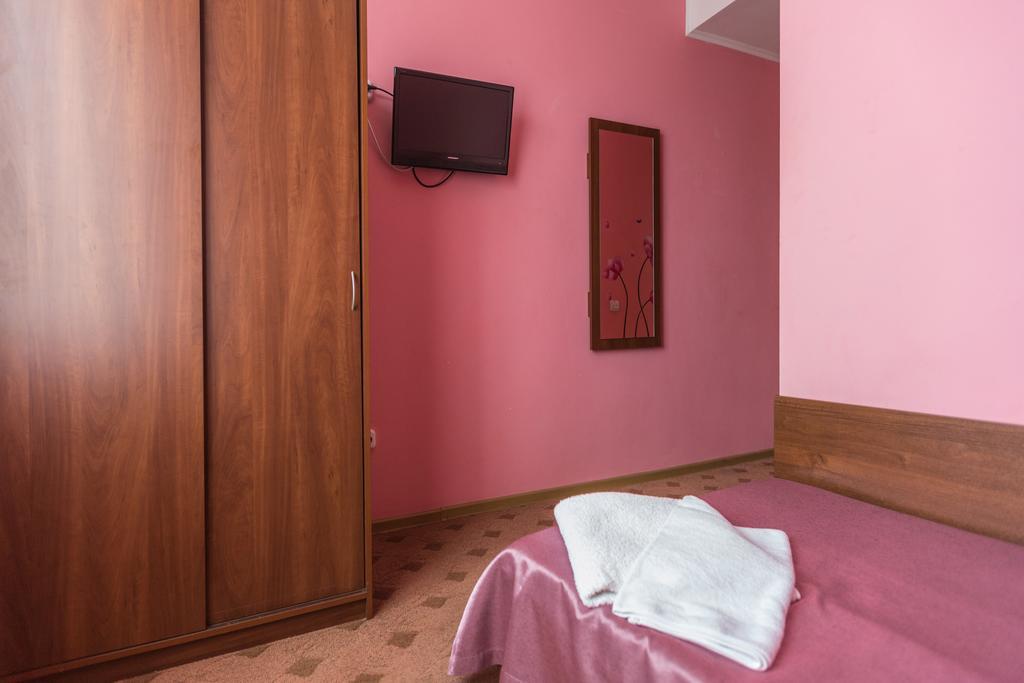 Hotel Rogachev Rahacsov Kültér fotó